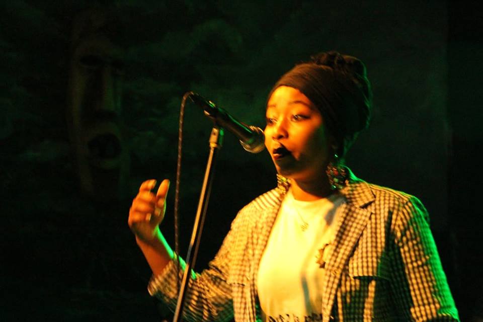 Culture  / Art de la Plume à la conquête de la Grande Île